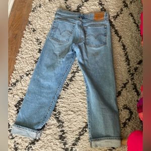 26in WEDGIE FIT LEVIS